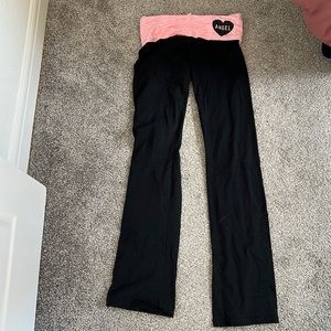 Victoria secret bootcut yoga pants.